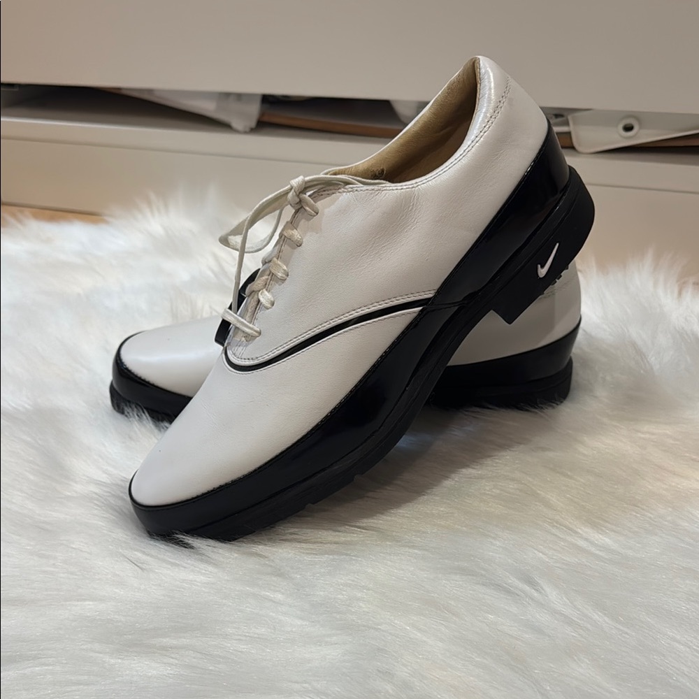 NEW Nike Veranda Air Comfort Golf Shoes